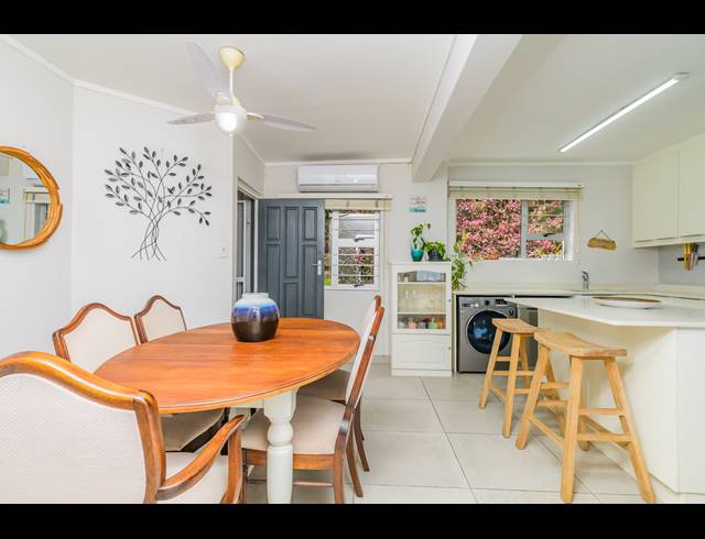 3 BEDROOM APARTMENT FOR SALE IN NEWSEL BEACH